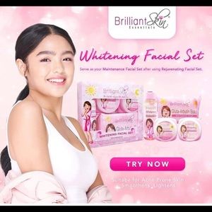 Brilliant skin essential whitening facial set